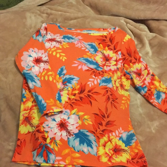 Shirt - Picture 2 of 3